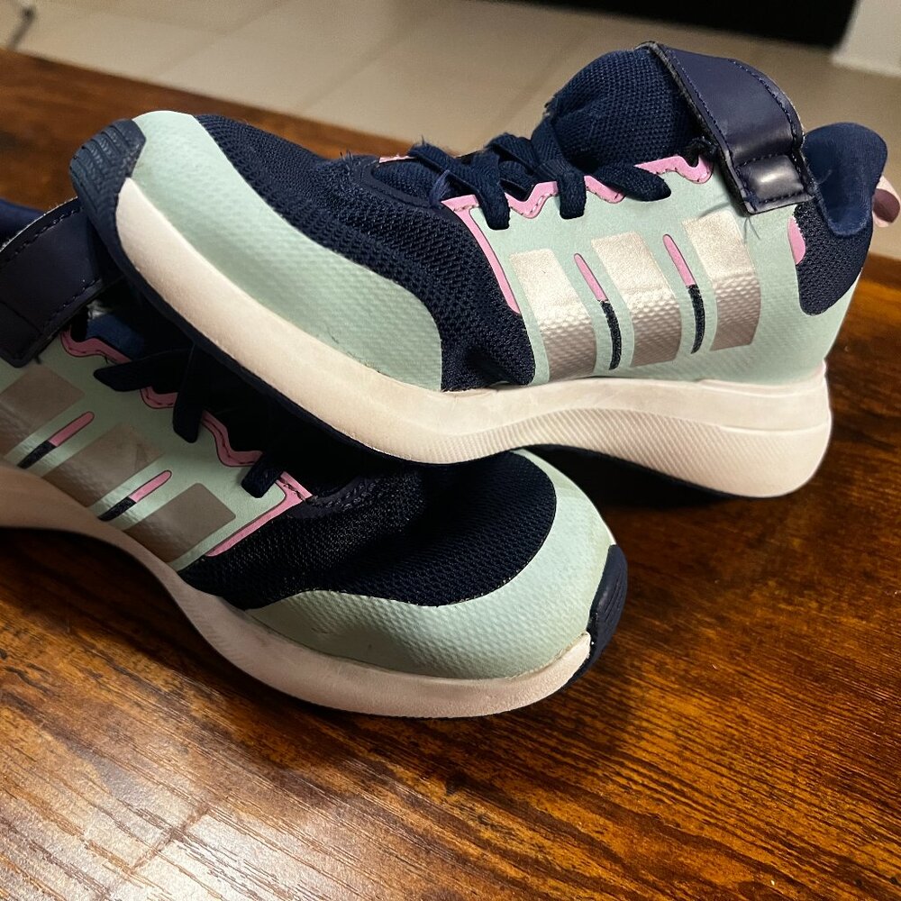 Adidas Girls' Cloud Foam Shoes